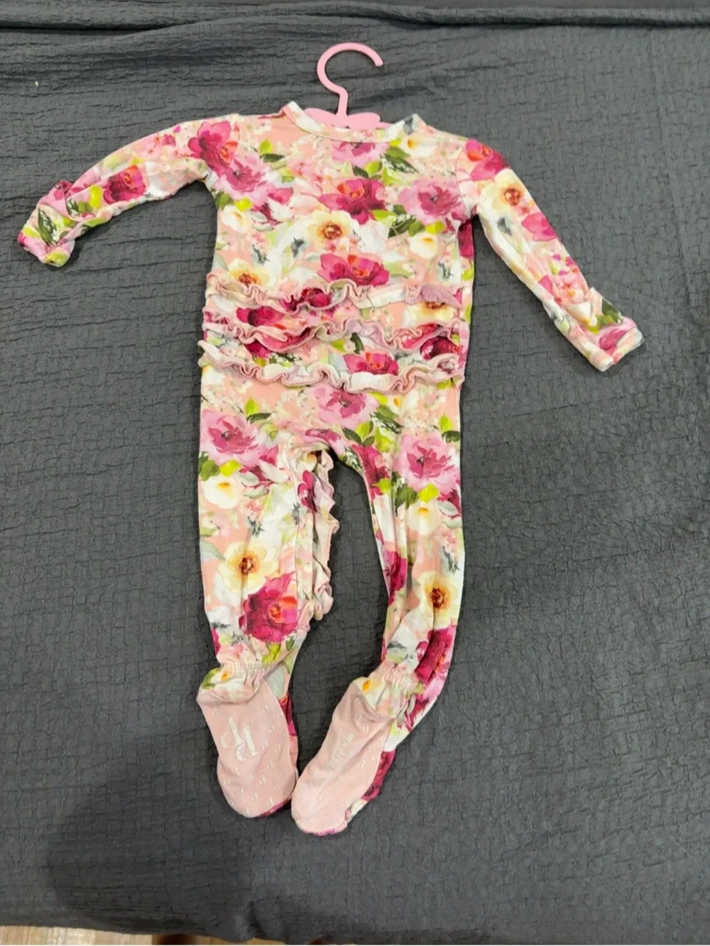 EUC Posh Peanut NB Floral Ruffle 2 way Zipper Footed One-Piece - Pink